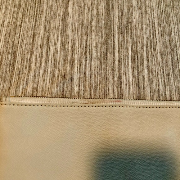 MICHAEL KORS Cream Studded Clutch Wristlet - Picture 5 of 8